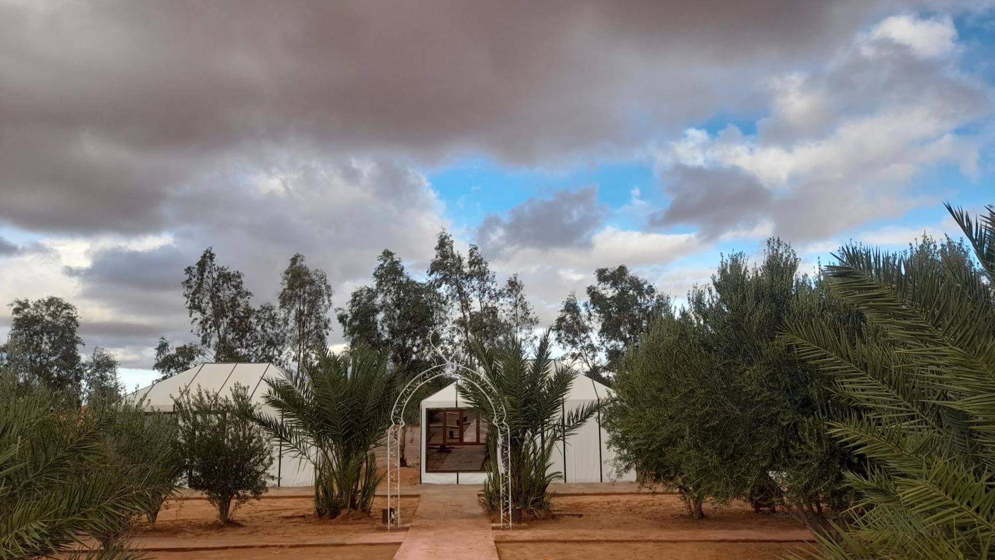 Merzouga Camp Erg Znaigui Hotel Taouz Exterior photo